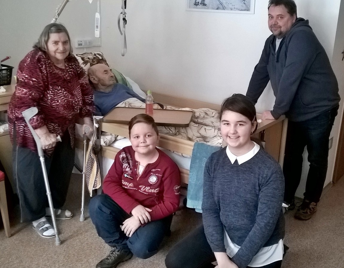 Ježíškova vnoučata obdarovávala i v našem domově
