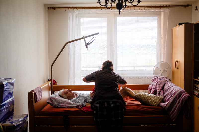 Jeden den soci&aacute;ln&iacute;ho pracovn&iacute;ka v Pečovatelsk&eacute; službě Rožnov pod Radho&scaron;těm