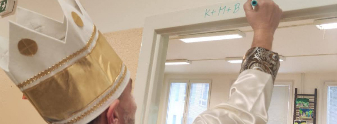 👑 Koledov&aacute;n&iacute; na Z&Scaron; Žerot&iacute;nova 👑