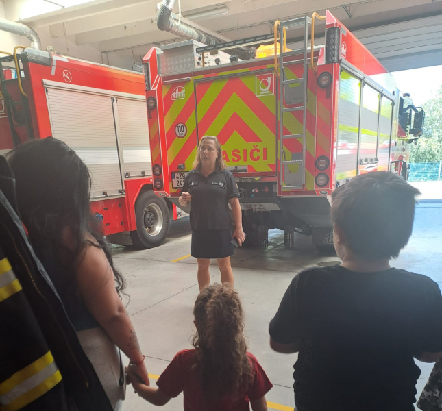 🚒 Nav&scaron;t&iacute;vili jsme hasičskou stanici 🚒