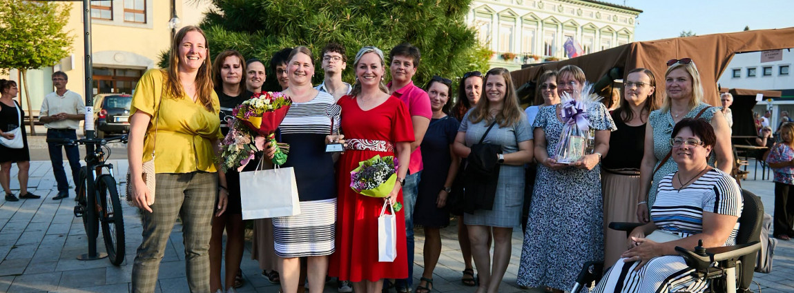 💐 Dny soci&aacute;ln&iacute;ch služeb, jarmark a oceněn&iacute; 💐