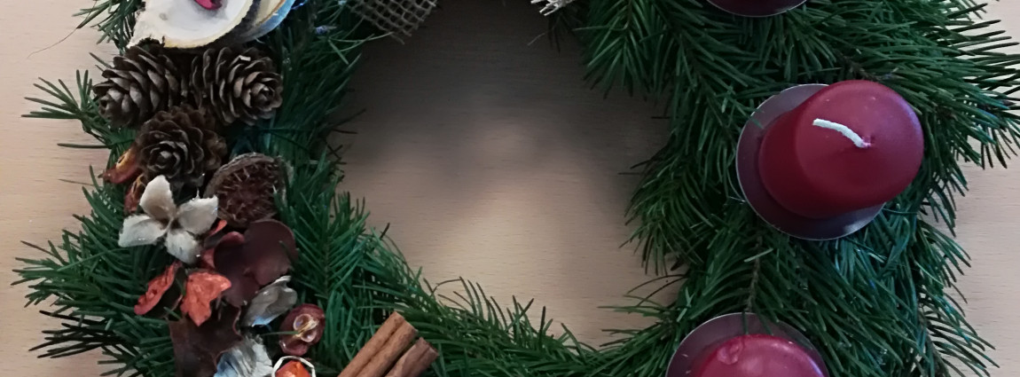 Adventní věncování