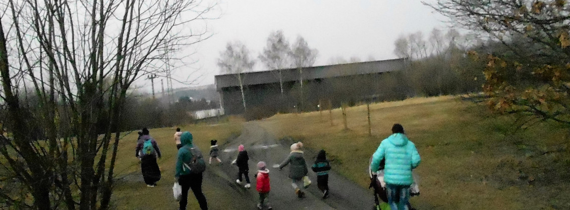 Ukliďme Česko s klientkami a dětmi z azylového domu