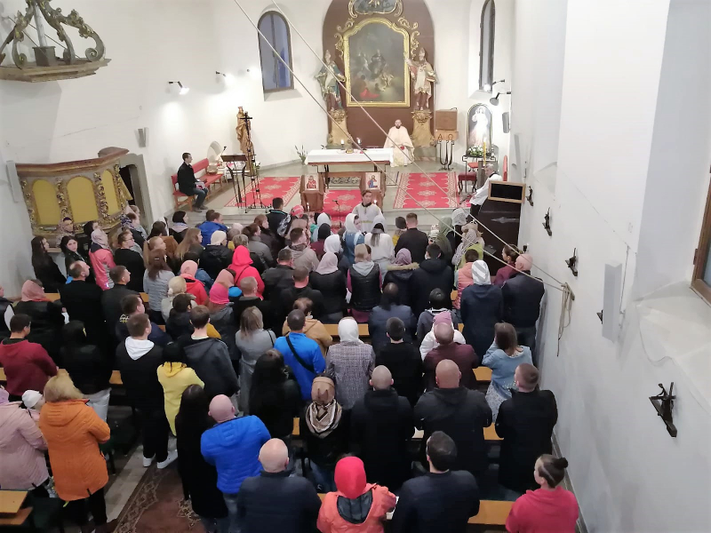 Ukrajin&scaron;t&iacute; věř&iacute;c&iacute; slavili Velikonoce